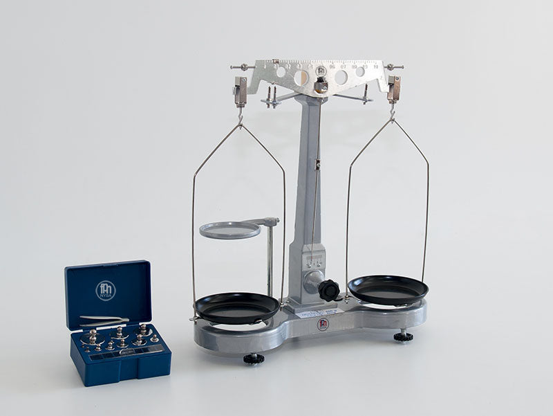 Balanta scolara cu brate egale